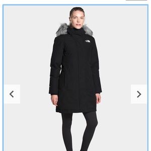 The North Face WOMEN’S ARCTIC PARKA